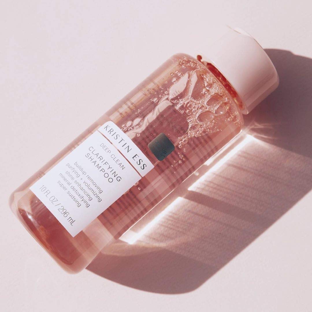 Kristin Ess Clarifying Shampoo for Build Up, Oily Hair & Hard Water, Detox Shampoo for Locs, Low Porosity, Thick, Thin, Curly & Color-Treated Hair | Vegan Weekly Cleansing Treatment, Pear Fragrance